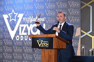 BAŞKAN TUTUK, ÖDÜLE LAYIK GÖRÜLDÜ
